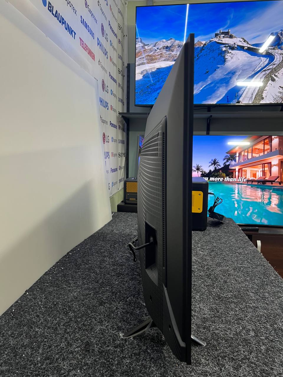 Телевізор новий TCL 43C69B QLED Premium - фото 6