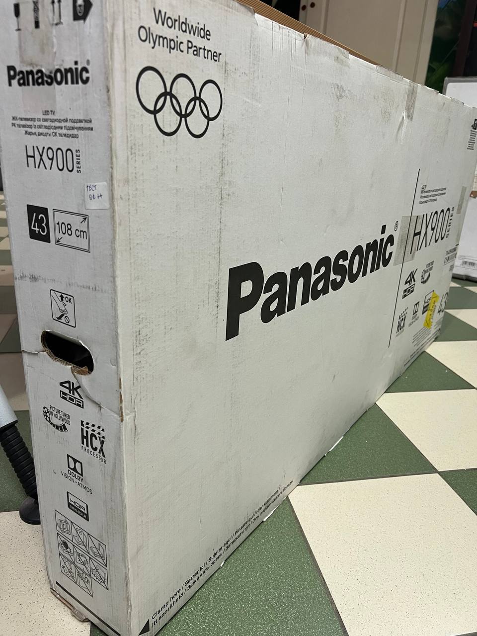 Телевізор Сток Panasonic TX-43HXW904 - фото 6