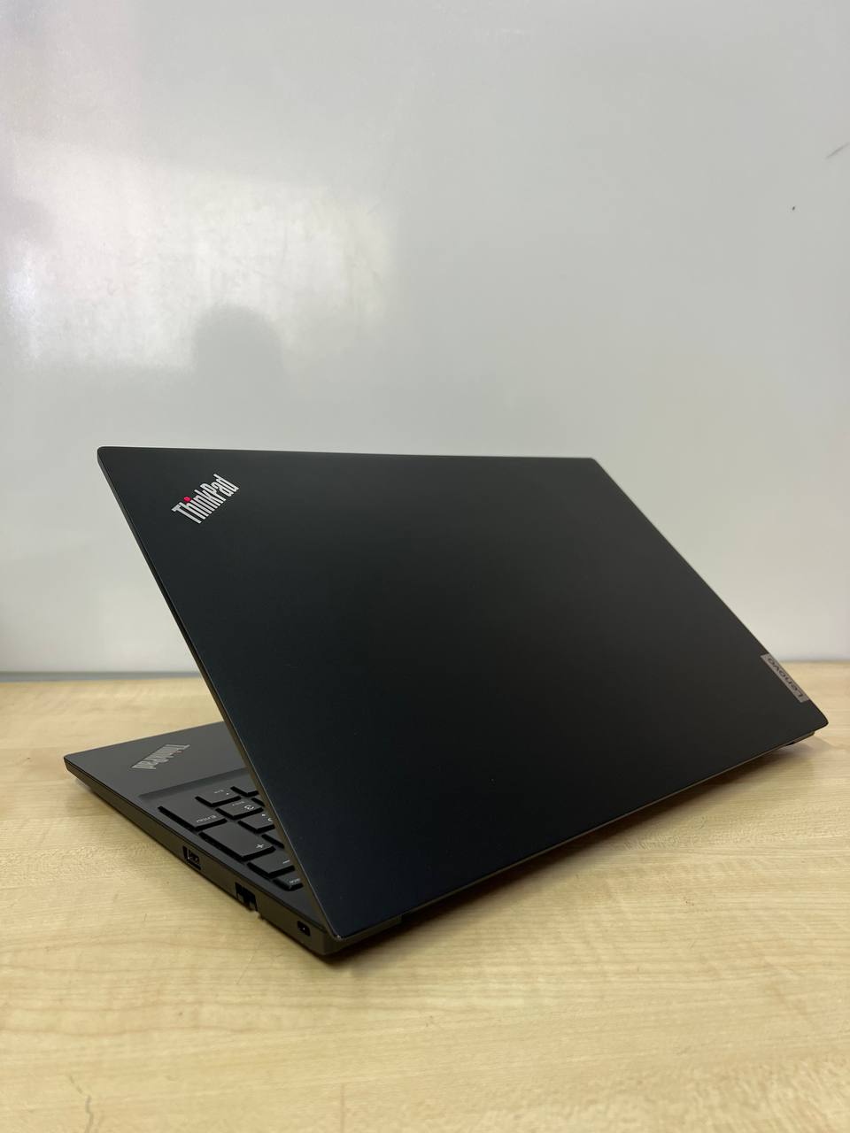 Lenovo ThinkPad E15 - фото 5
