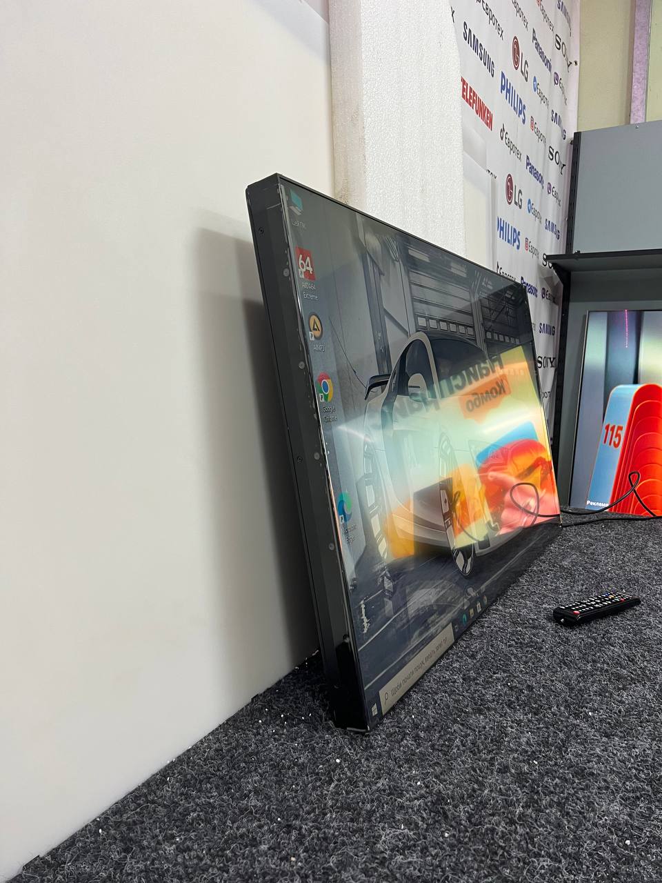 Монітор Samsung UH46F5 - фото 6