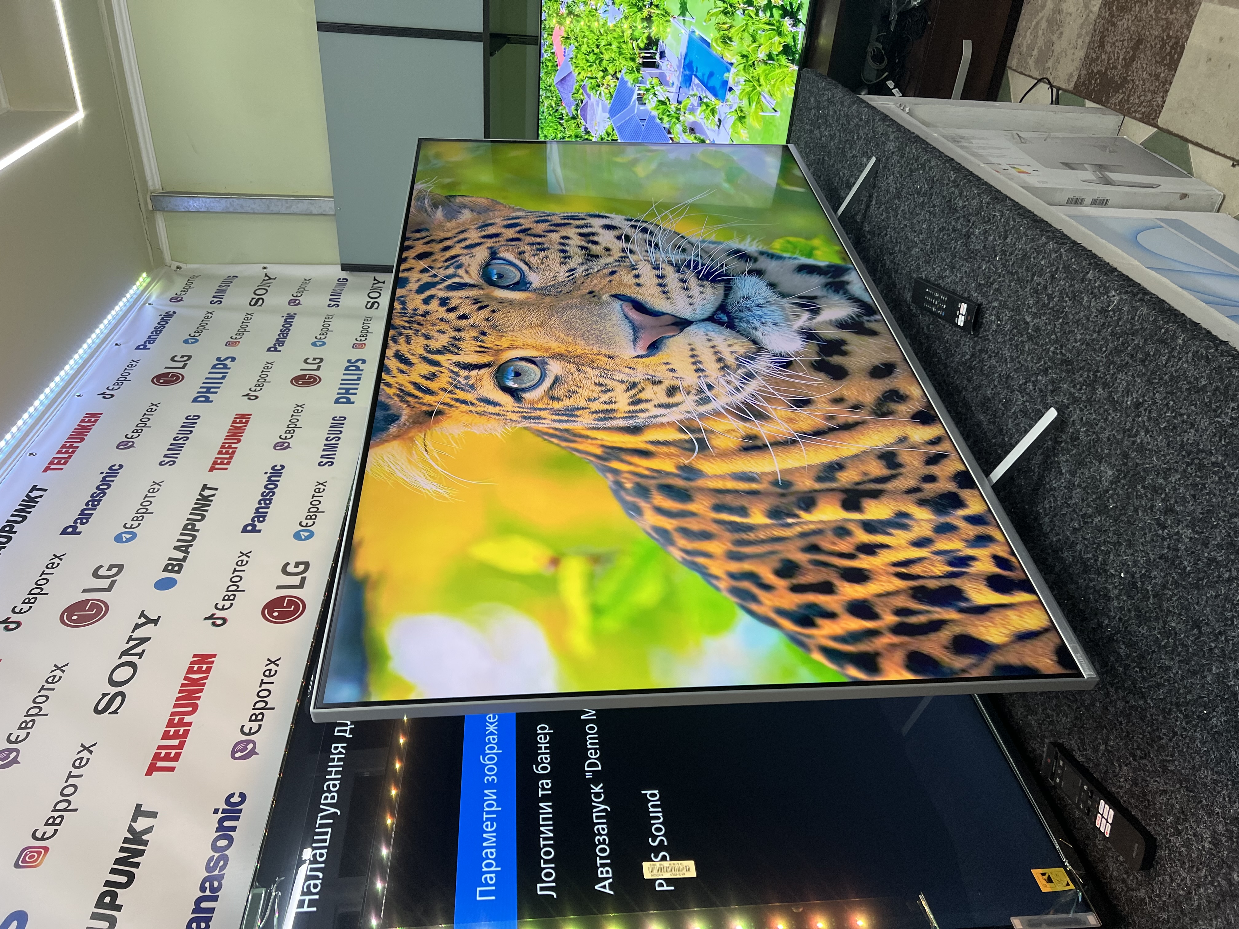 Телевізор сток Philips 65PUS8507/12 - фото 4