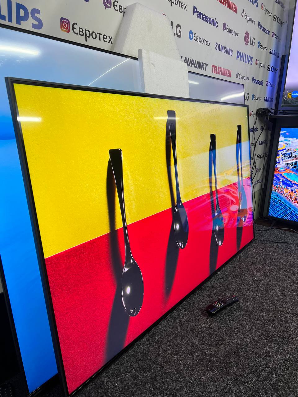 Телевізор LG 65QNED816RE QNED - фото 8