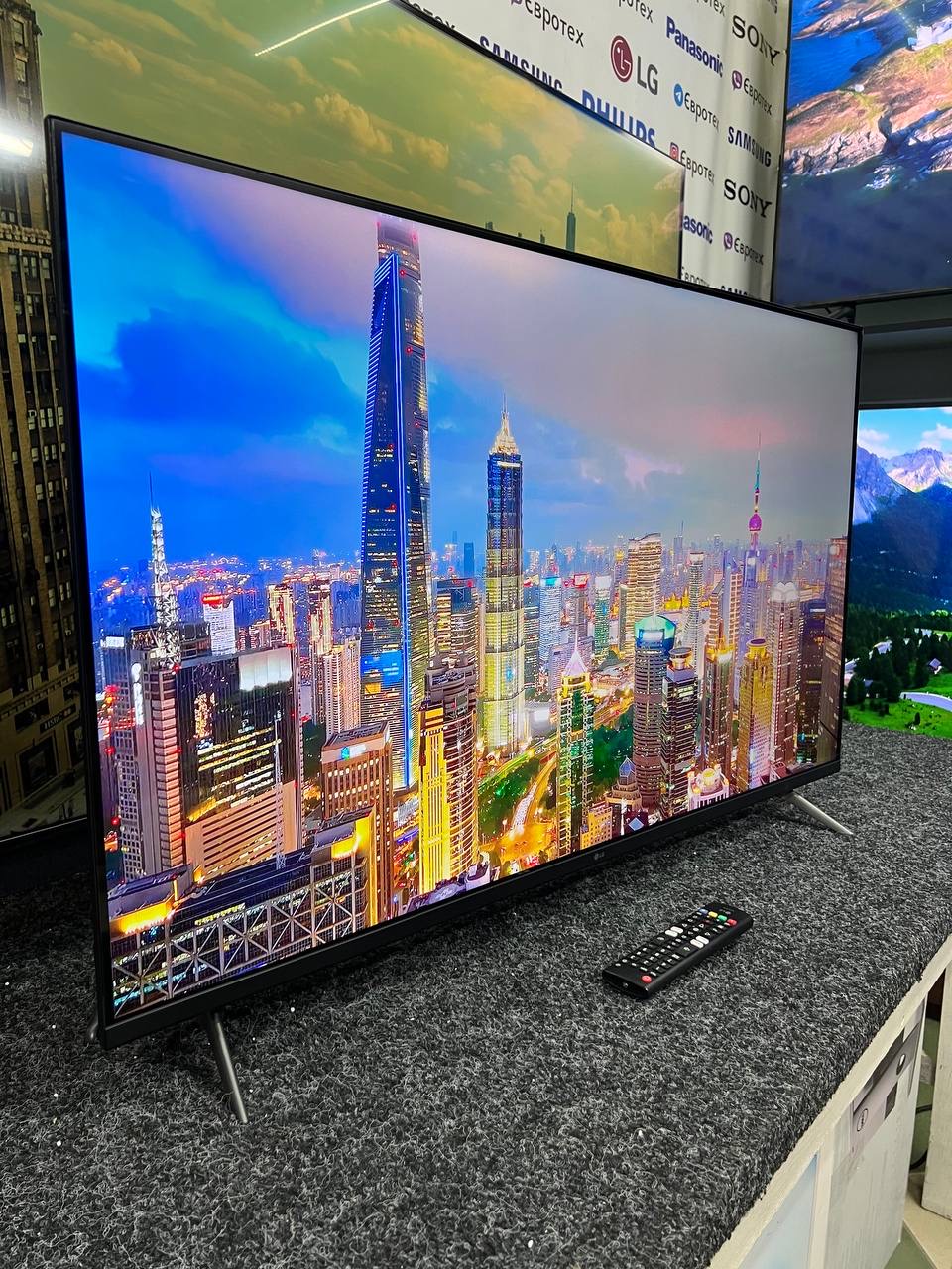 Телевізор LG 43UR74006LB - фото 6