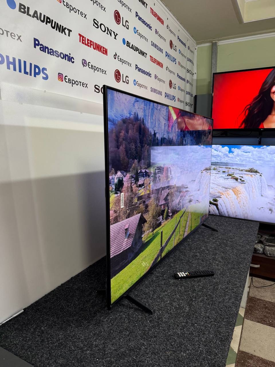 Телевізор Hisense 65E7NQ - фото 2