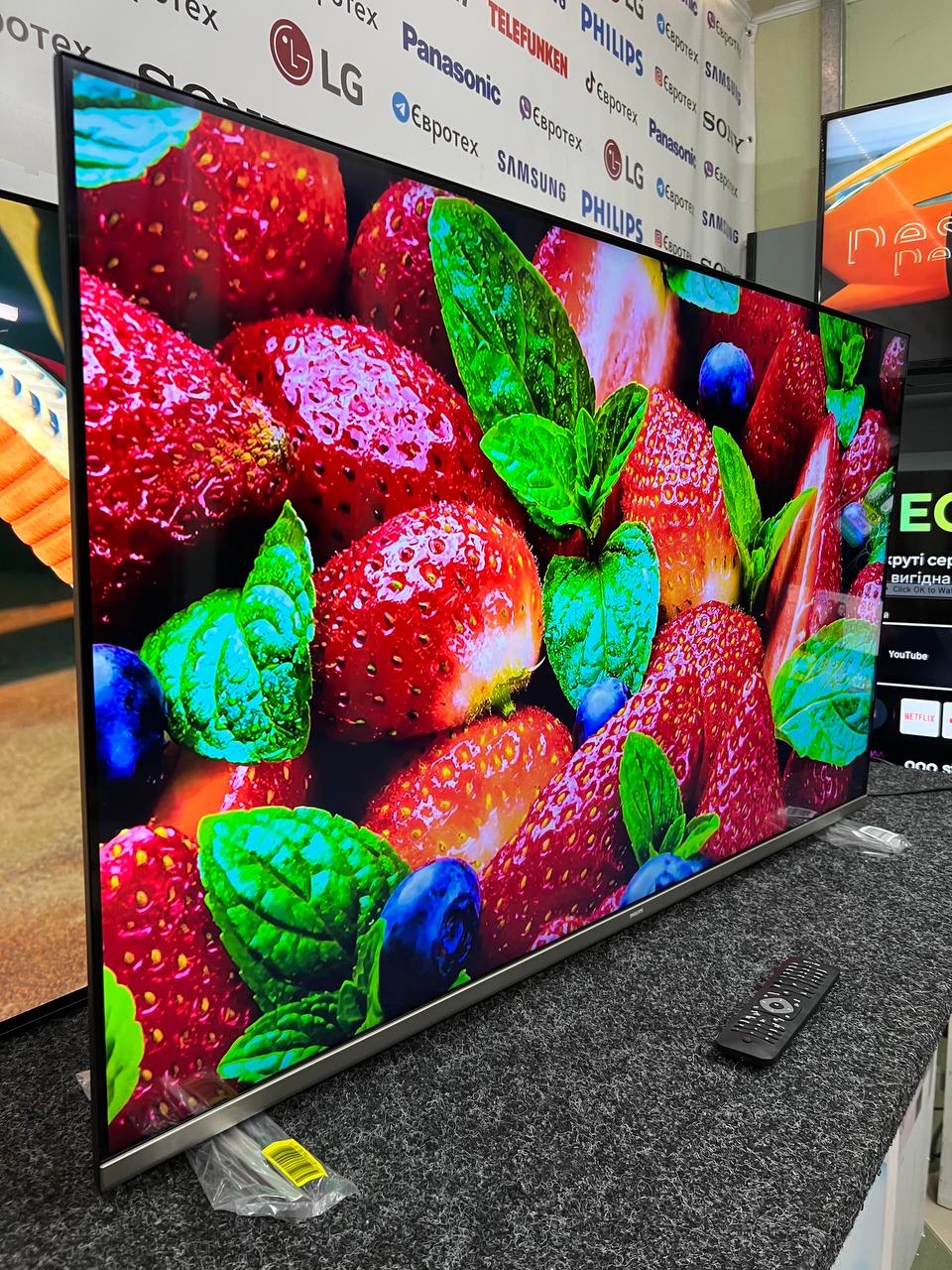 Телевізор Philips  55PUS7657/12 - фото 7