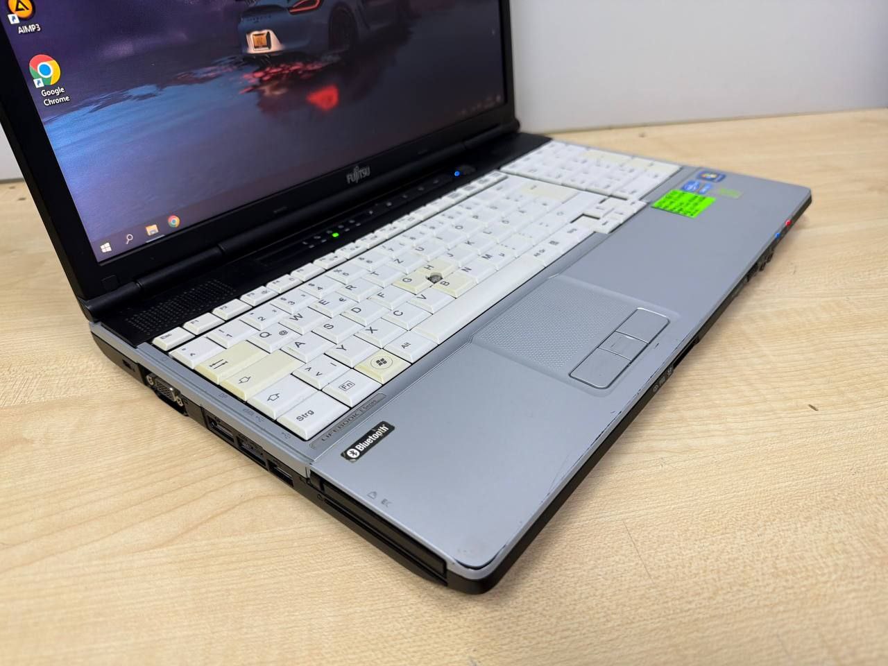 Ноутбук Fujitsu E751 - фото 2
