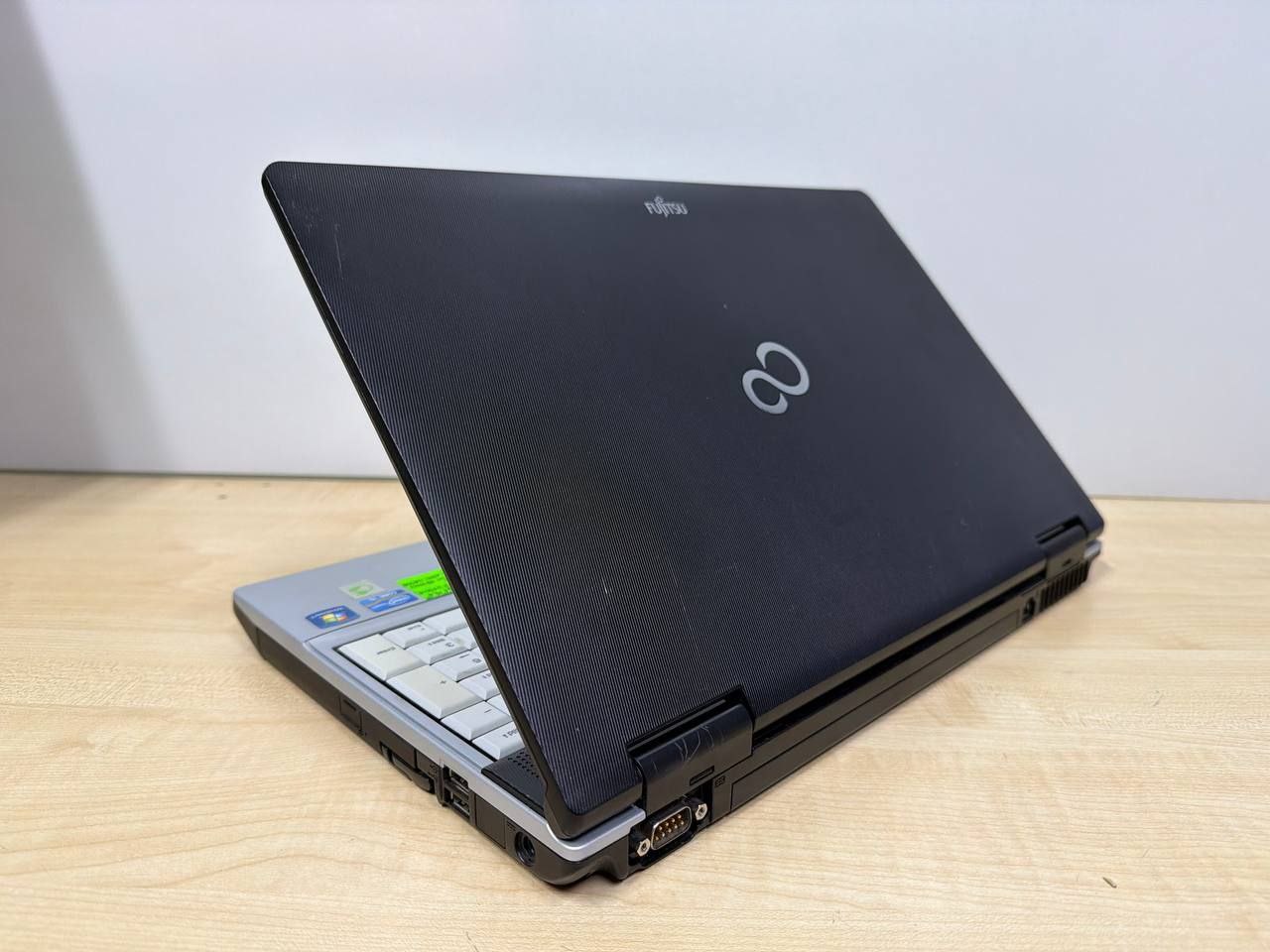 Ноутбук Fujitsu E751 - фото 4