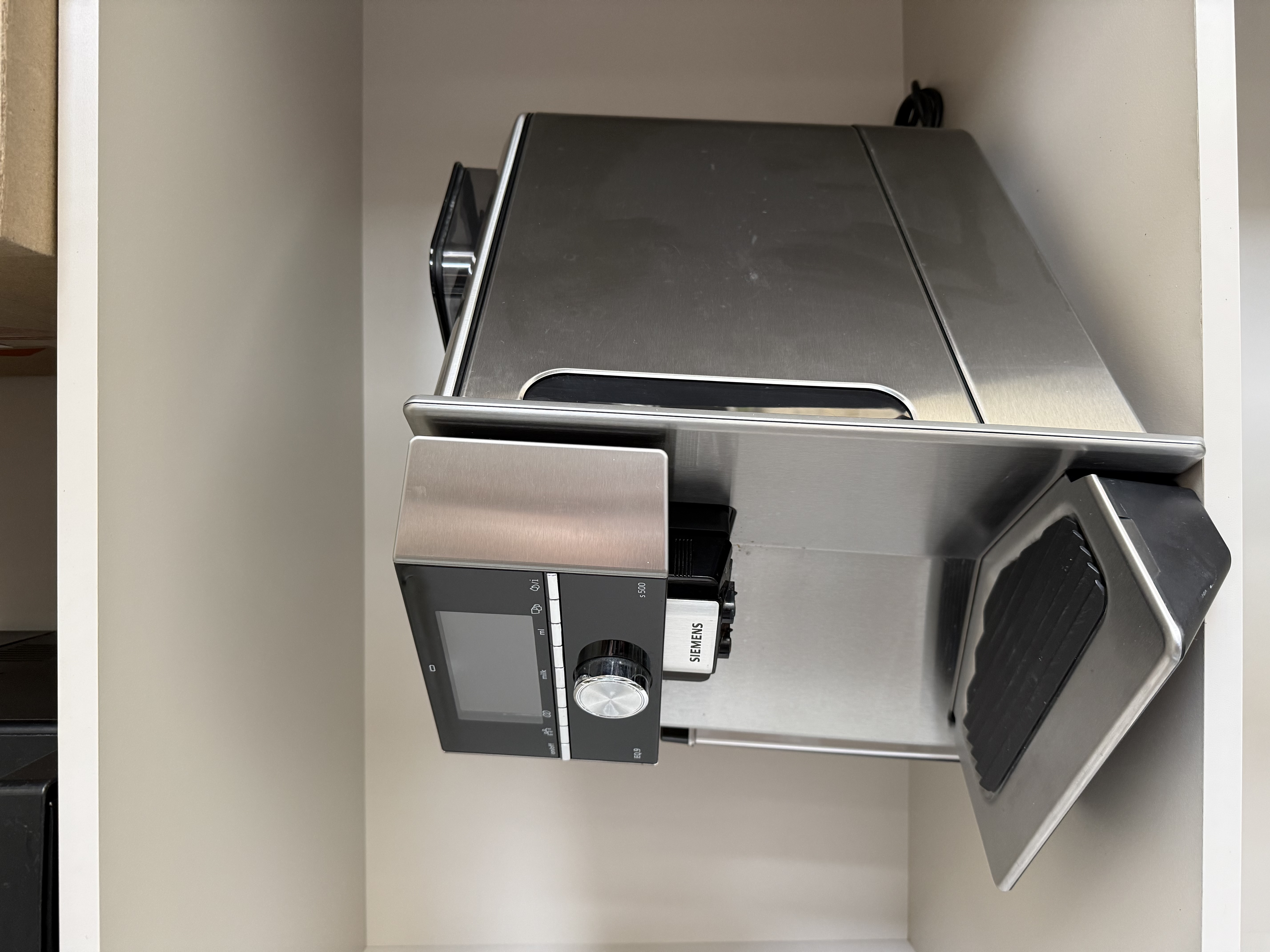 Кавомашина Siemens EQ.9 S500 - фото 3