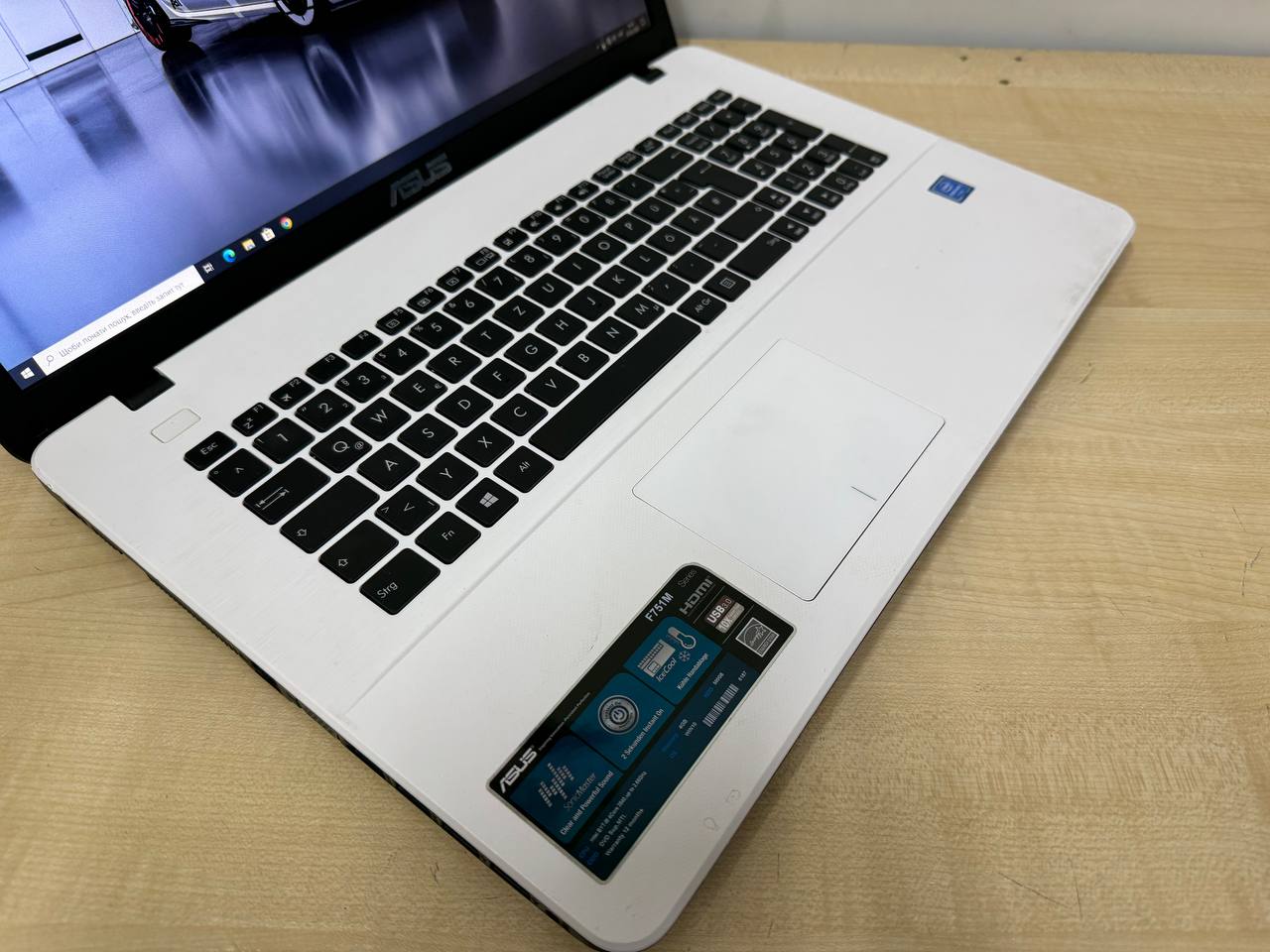 Ноутбук ASUS F751M - фото 2