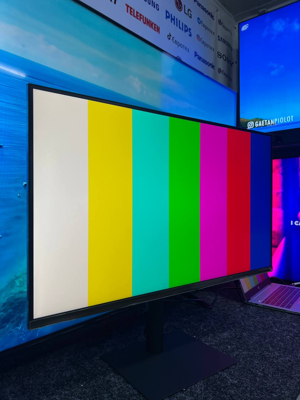 Монітор новий 32 дюйми Samsung F32TU870VU - фото 4