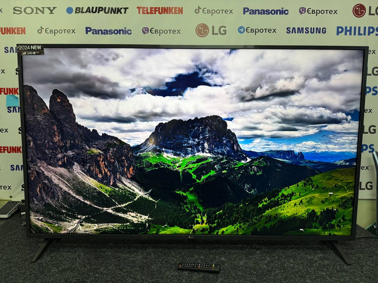 Телевізор 65 дюймів LG 65UQ75009LF